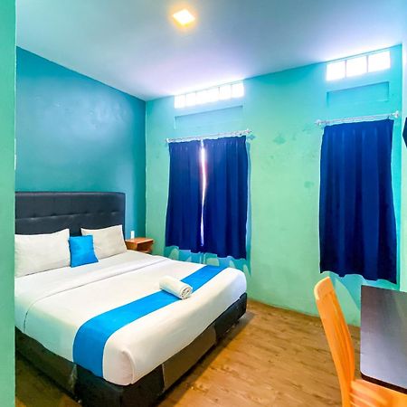 Готель Reddoorz At Sentosa Jaya Helvetia Медан Екстер'єр фото